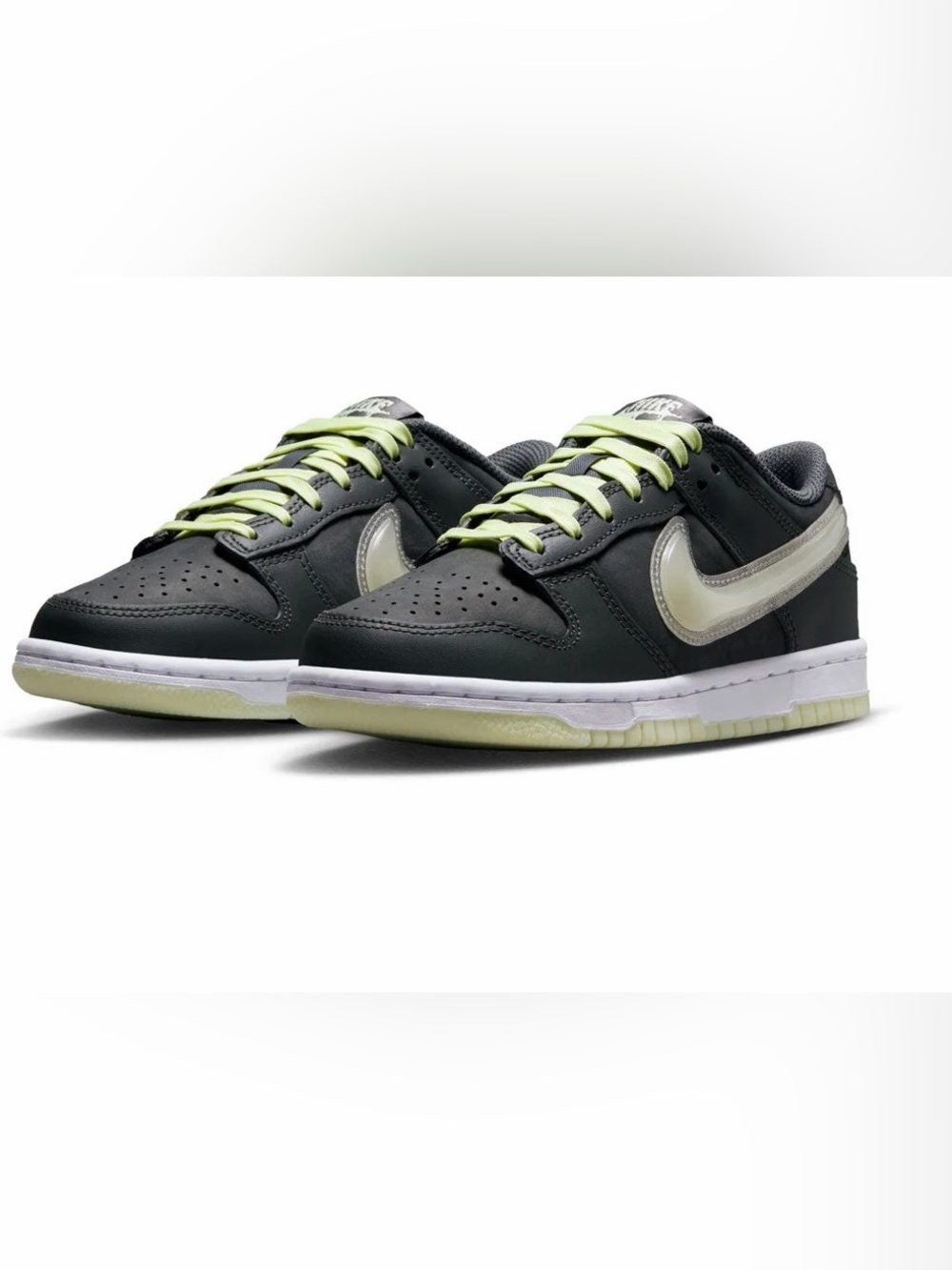 NEW Nike Dunk Low 'Halloween Glow in the Dark' Big Kids' 6.5 fits Womens 8